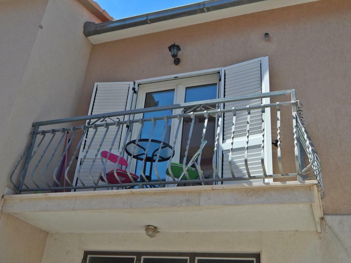 Apartment Marko Podstrana Luaran gambar