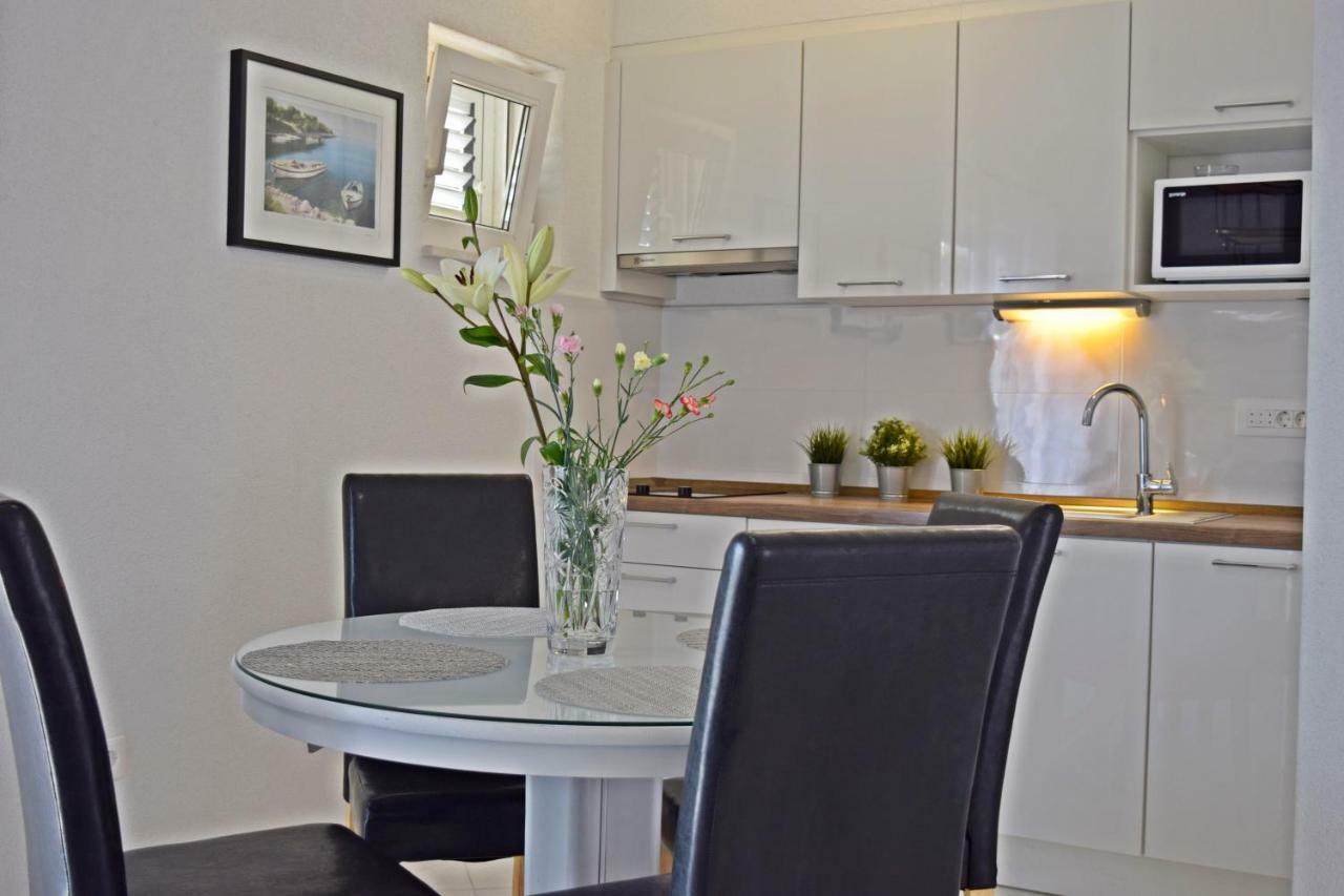 Apartment Marko Podstrana Luaran gambar